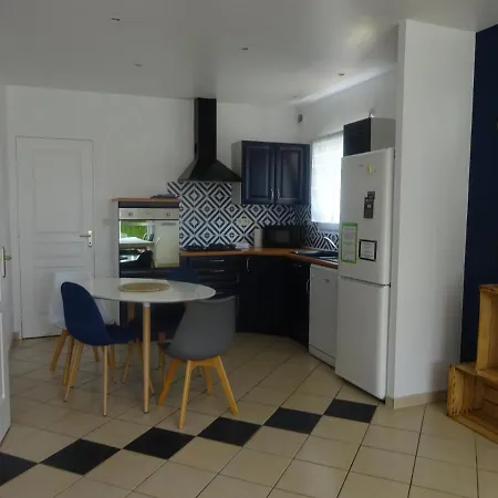 Holiday home Maison A 7mn Ses Plages Binic Tregomeur